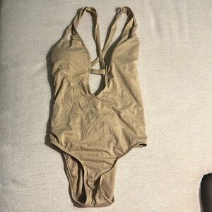 Becca Baiting Suit • Sz Medium • NWT